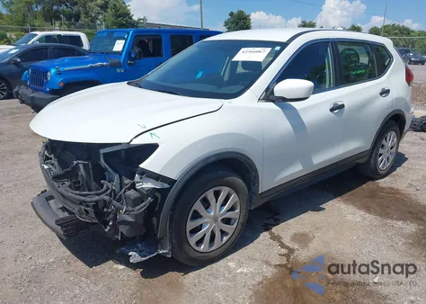 2017 Nissan Rogue S z USA, uszkodzony, nr VIN KNMAT2MT0HP532279